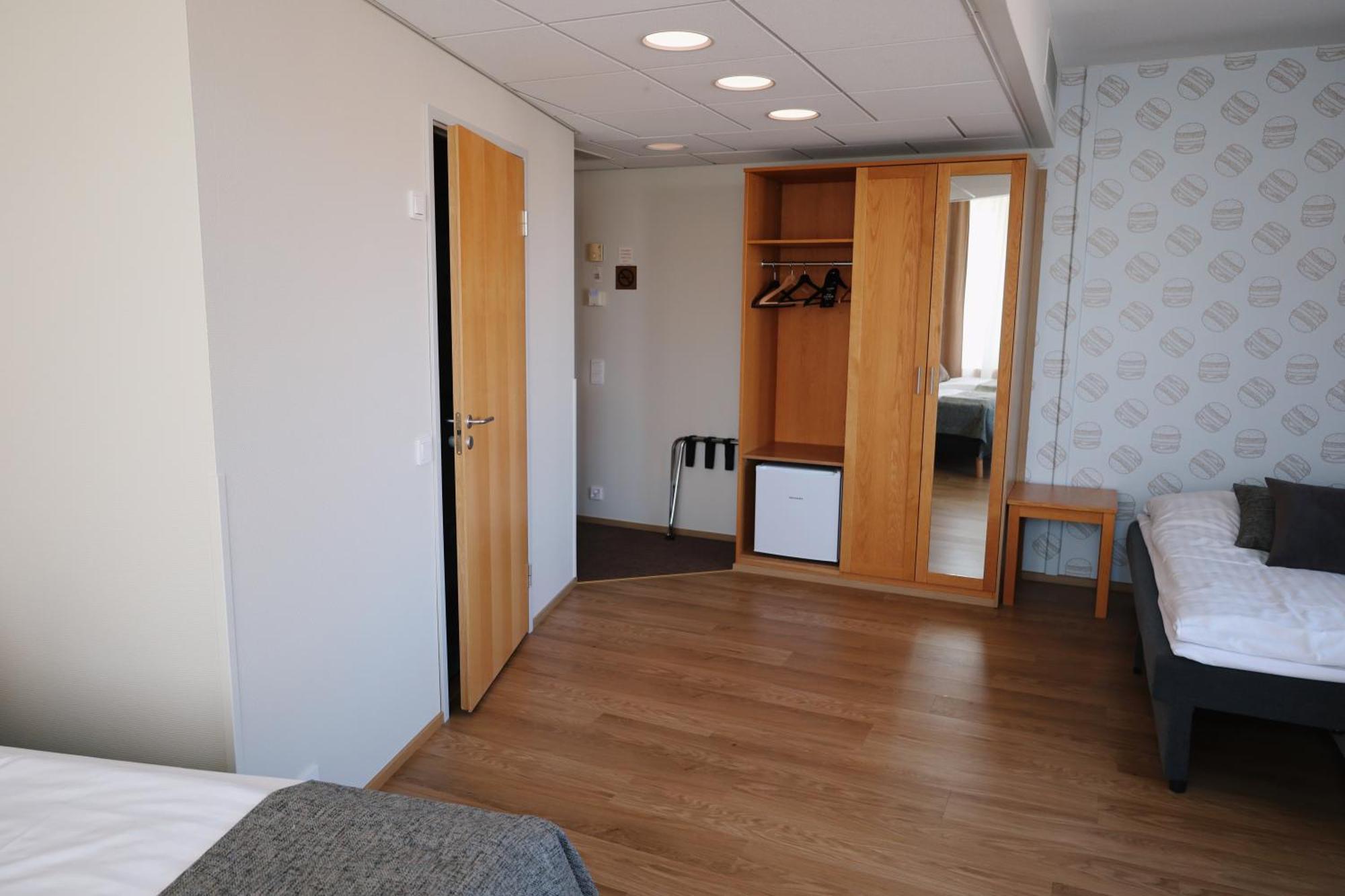 Hesehotelli Turku Linja-Autoasema Exterior foto